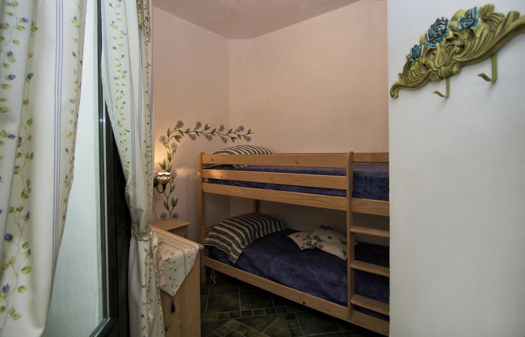 Case Di Fiori Fontane Bianche Luaran gambar