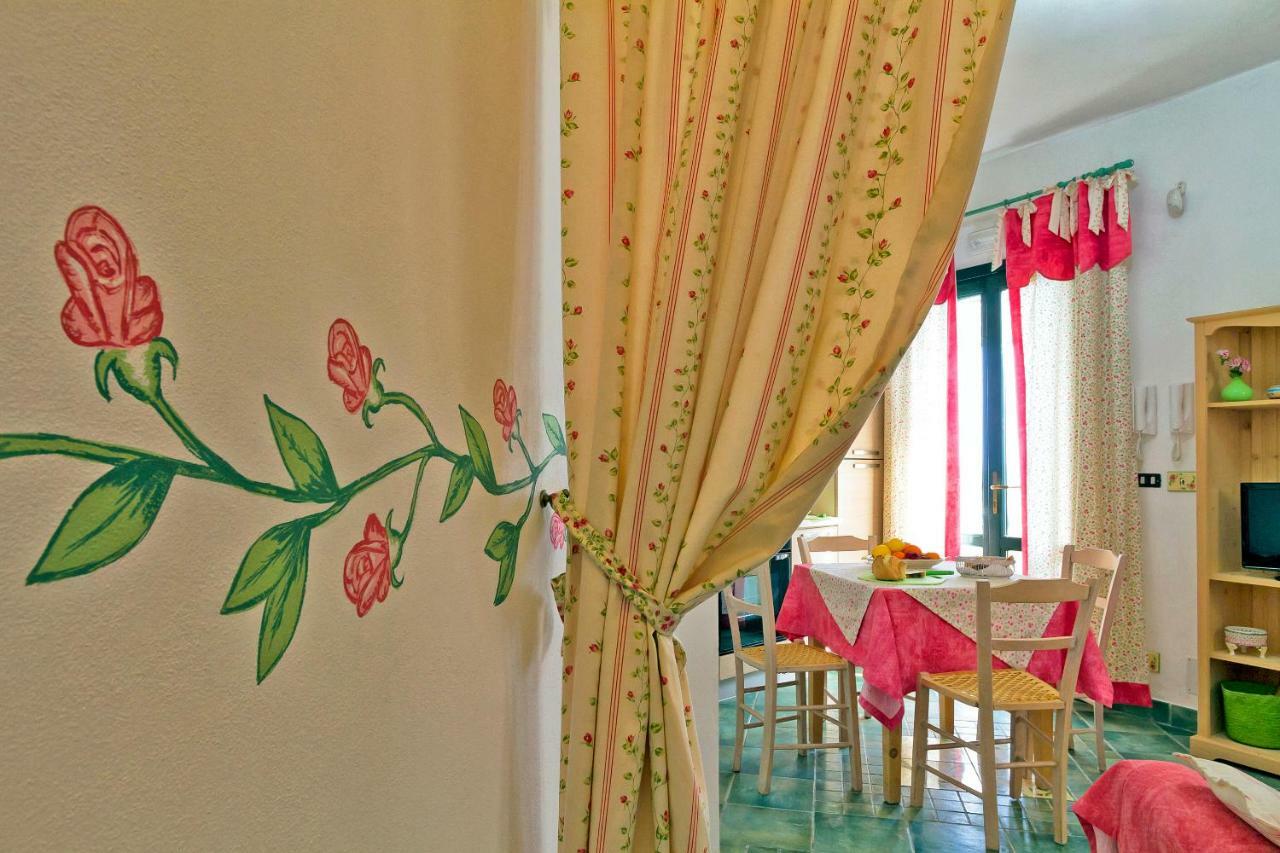 Case Di Fiori Fontane Bianche Luaran gambar